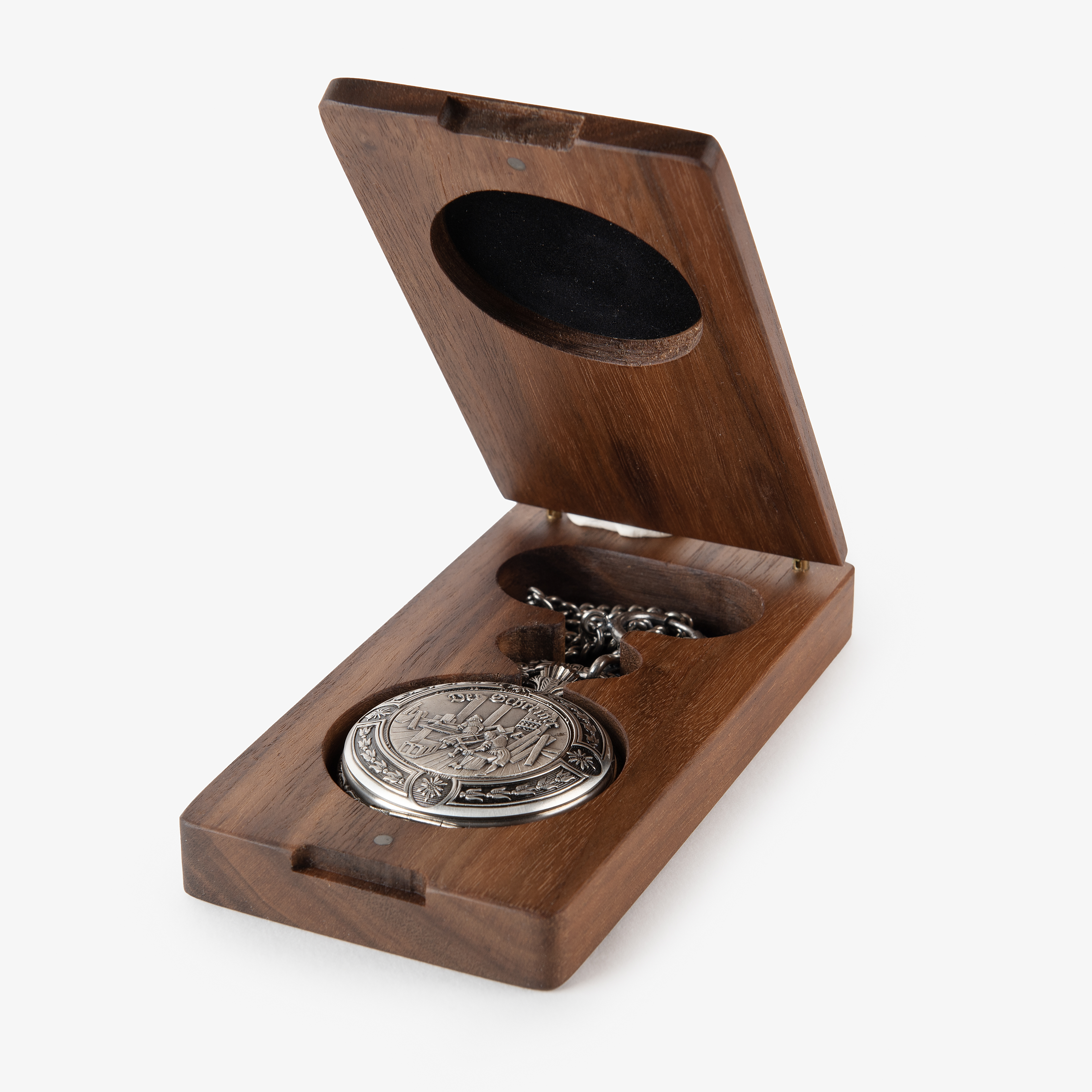 Cabinetmaker pocket watch with watch chain in wooden box